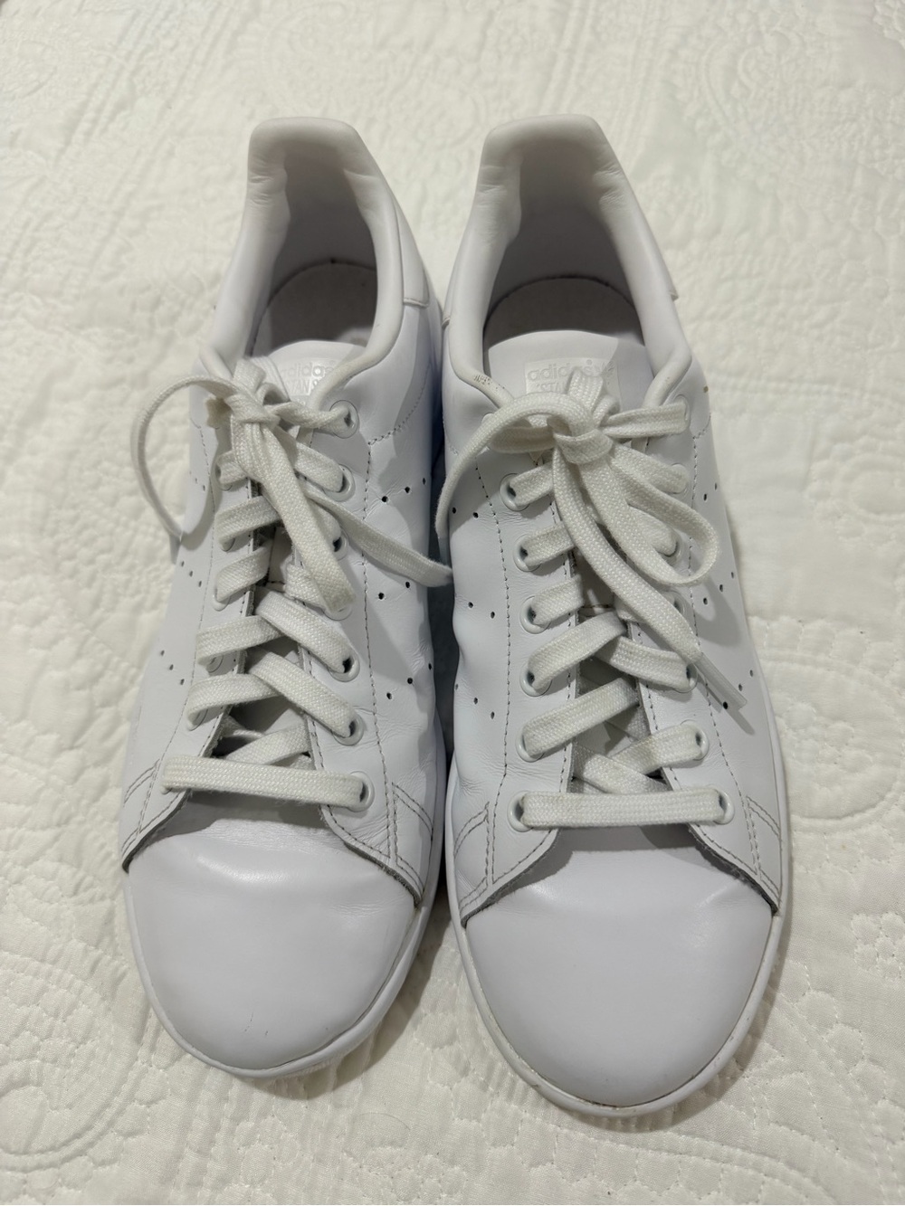Adidas Stan Smith Classic Men’s size 9 White Leather Sneakers, Very Nice